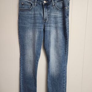 Lee regular fit, straight leg mid rise